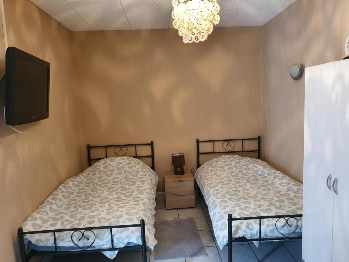 Appartement F1 Rez De Chausser Bg N°2 Бэн-ле-Бэн Экстерьер фото
